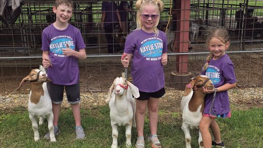 Calhoun County 4-H members Grady Morris,