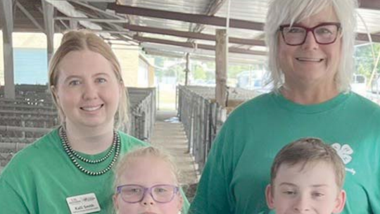 Calhoun County 4-H Members Participate In The Southeast District Livestock Show