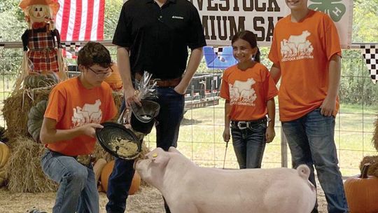 Caroline Duncan, Grand Champion Market Steer, purchased by Generations Bank