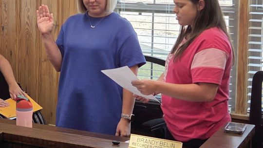 City Council Confers Cantrell