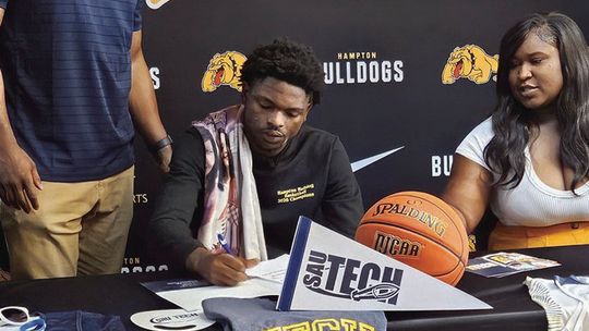 Signing with SAU Tech