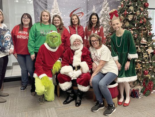 Hampton Christmas Parade Tonight 6:00