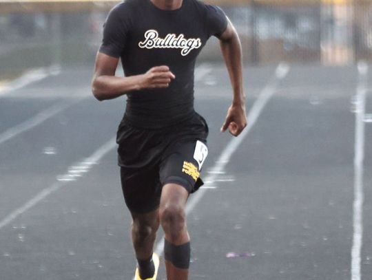 Hampton Track and Field Compete in El Dorado