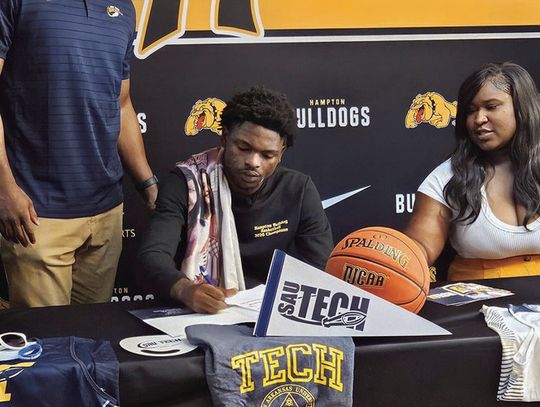 Signing with SAU Tech