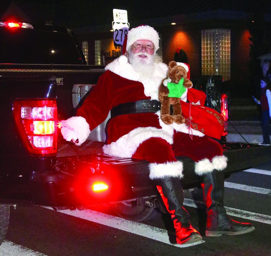 Christmas Parade Brings Holiday Cheer